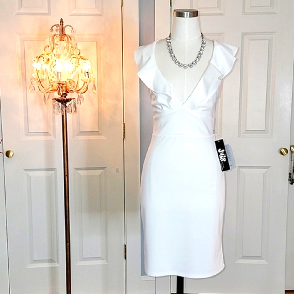 NWT, Plunging Ruffled Ivory Dress